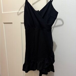 Lulu's Classic Black Dress